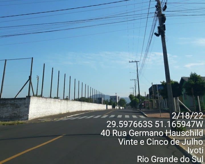 Rua sem árvores em Ivoti